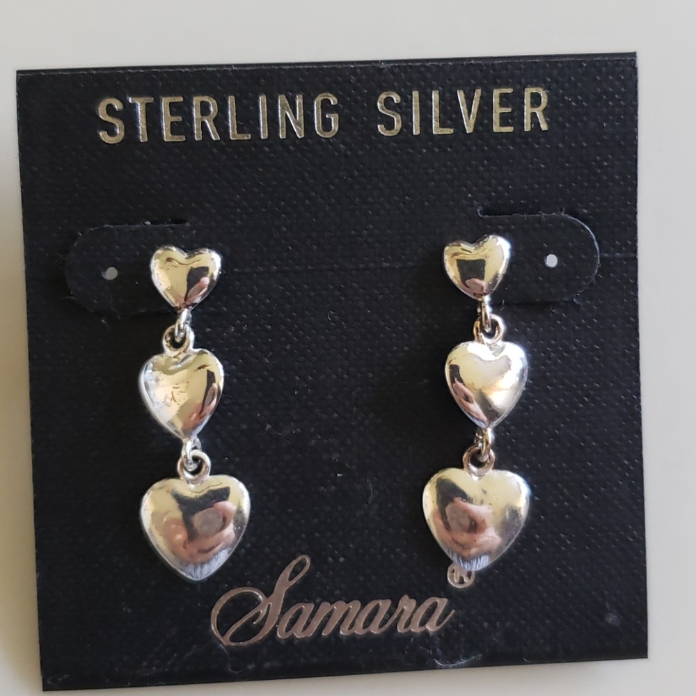 EARRING